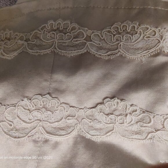 BCBGMAXAZRIA SKIRT COTTON POLYESTER BLEND IVORY ALENCON LACE ADORNMENT SIZE 8 - Picture 6 of 9
